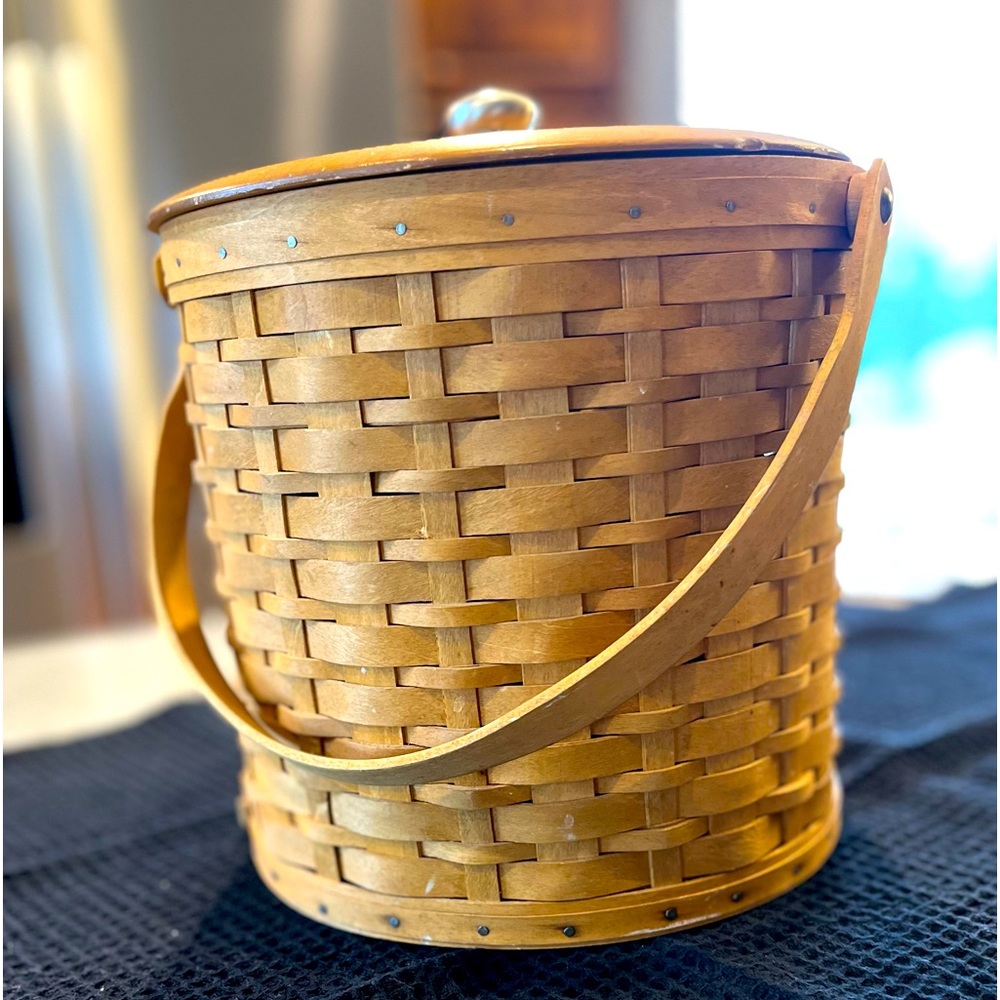 LONGABERGER Ice Bucket Basket with lid.